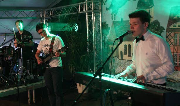 Für ordentlich Sound sorgte die Band von Karl-Peter Unkrodt, Niclas Thormann und Anton Richter.
