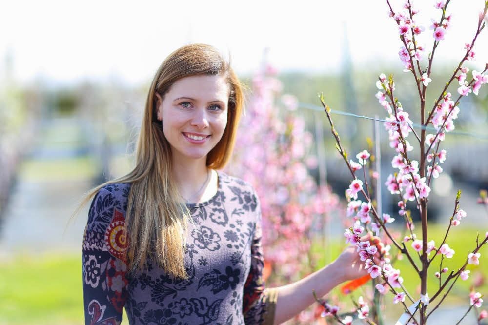 Anna-Sophia Werther, die Chefin der Baumschule Werther aus Schmirma, belegte 2017 den dritten Platz beim Gründerpreis des Saalekreises.