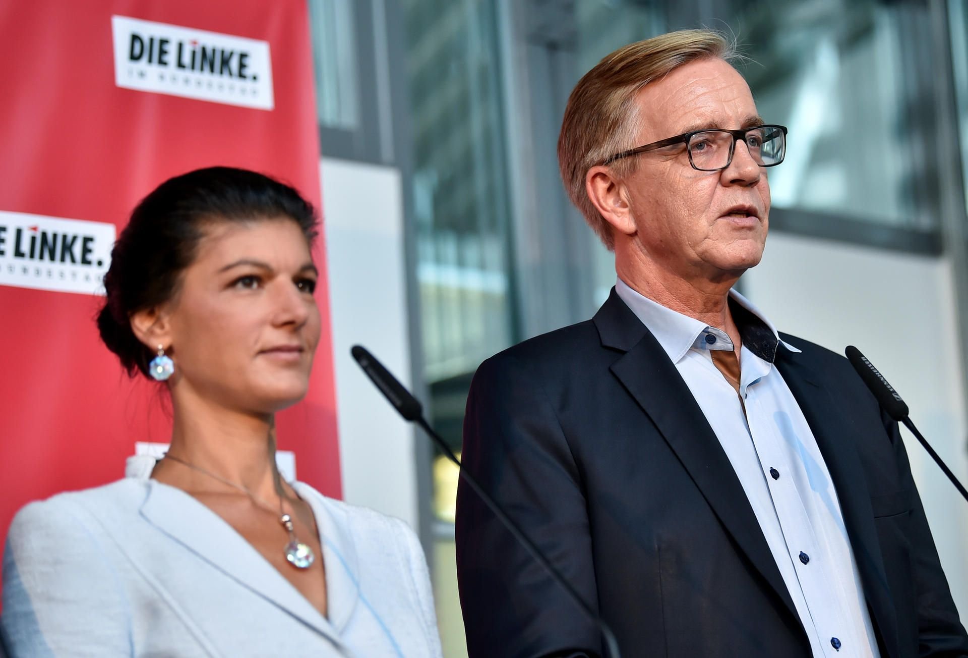 Sahra Wagenknecht und Dietmar Bartsch von der Linken nach der Fraktionsklausur.