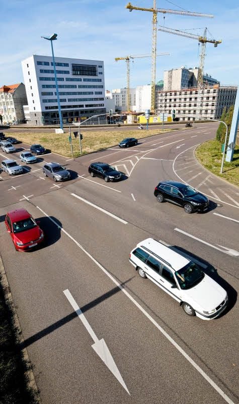 Wie soll der Riebeckplatz in Zukunft aussehen? Dabei sollen die Stadträte ein Mitspracherecht haben.