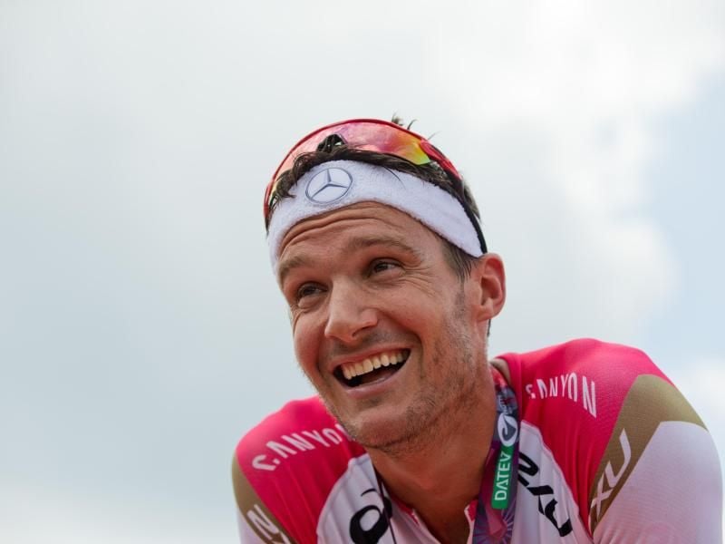 Der deutsche Triathlet Jan Frodeno gewinnt zum dritten Mal den Ironman in Kalifornien. Foto: Daniel Karmann