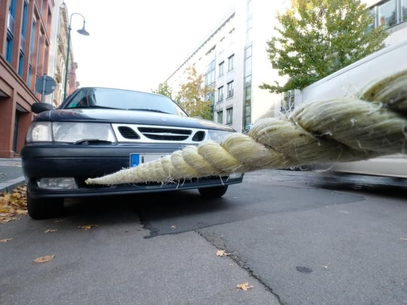 Beim Abschleppen sollte man immer darauf achten, dass das Seil ausreichend gespannt ist. Foto: Sebastian Willnow