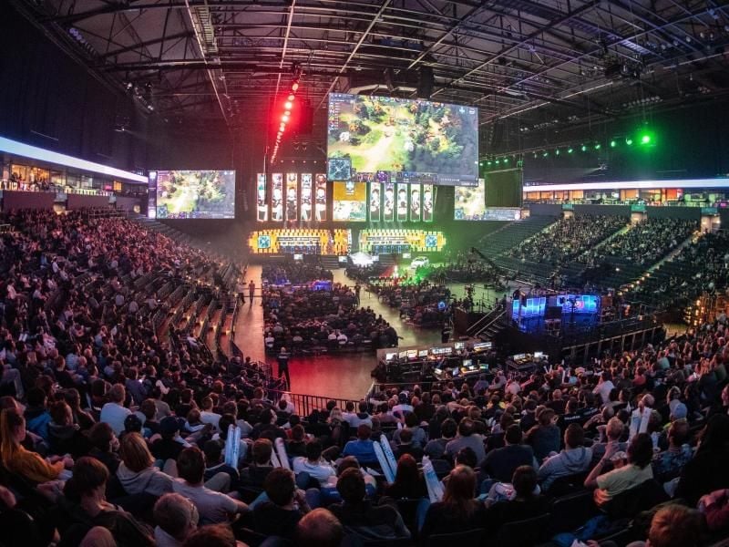 E-Sport-Fans bei der ESL One in Hamburg. (Archivbild) Foto: Daniel Reinhardt