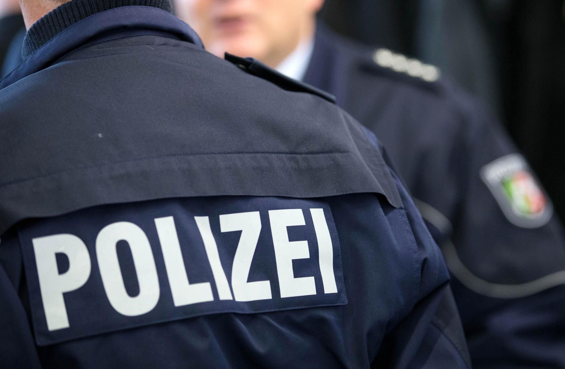 Ein nordrhein-westfälischer Polizist (Symbolbild)