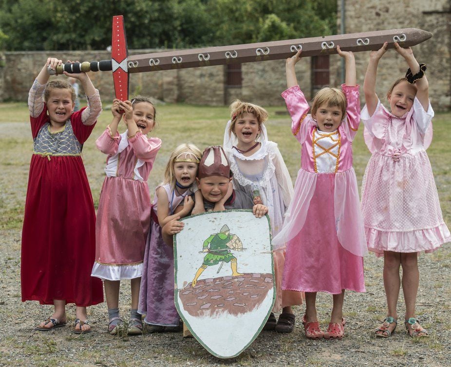 Beim mittelalterlichen Handwerkerhof konnten sich die Kinder als Prinzessinnen und Ritter verkleiden.