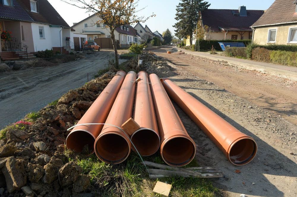 Die Straßen der Siedlung werden grundhaft ausgebaut. Sie standen beim Hochwasser 2013 teilweise wochenlang unter Wasser.