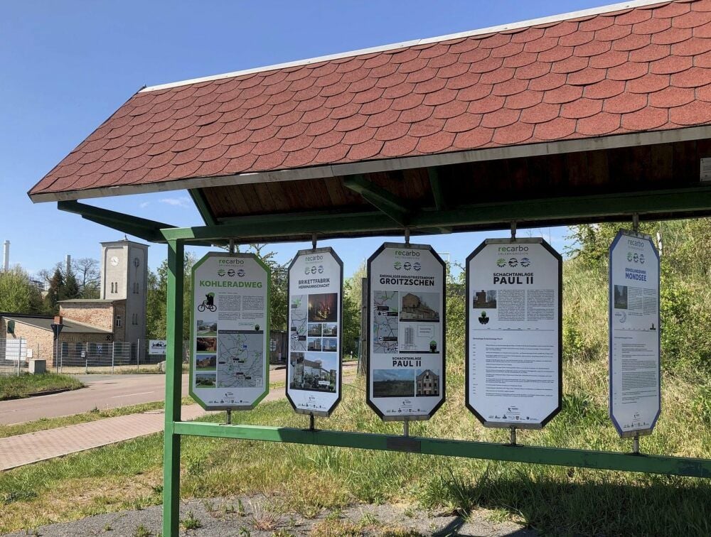 Am Zuckerbahnradweg, der durch das Wethautal nach Camburg führt, sind am Start in Zeitz Sehenswürdigkeiten der Region ausgeschildert.