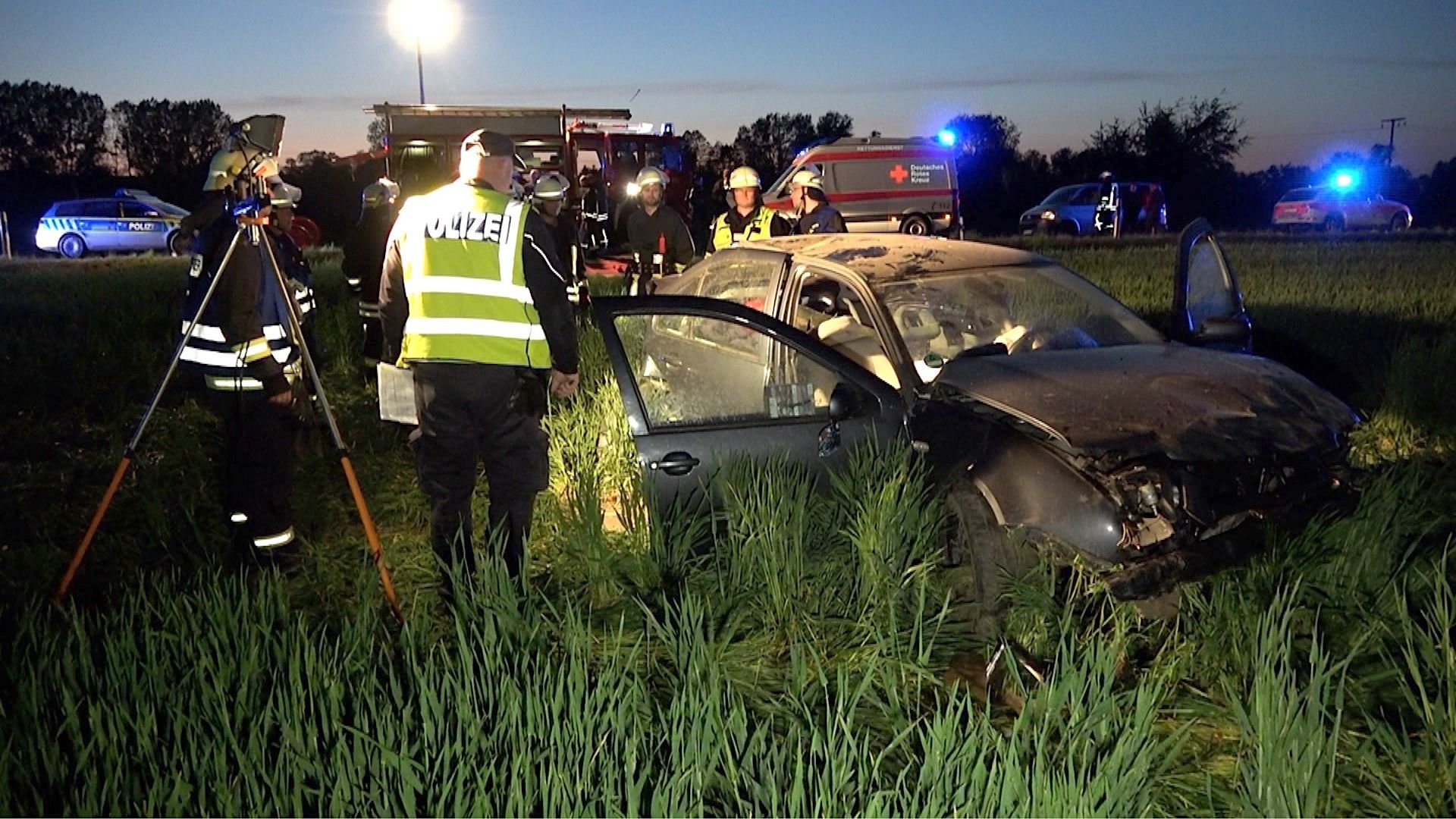 Auf der L43 ist es am Donnerstagabend zu einem schweren Unfall gekommen.