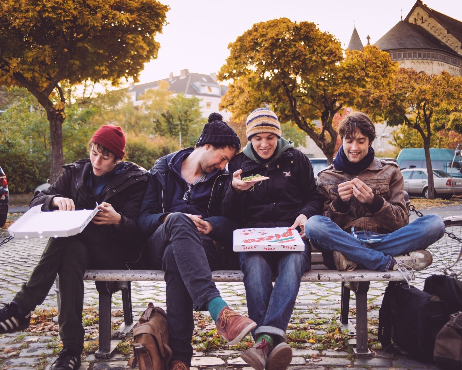 Die vier Jungs von AnnenMayKantereit spielen im März zweimal in Leipzig.