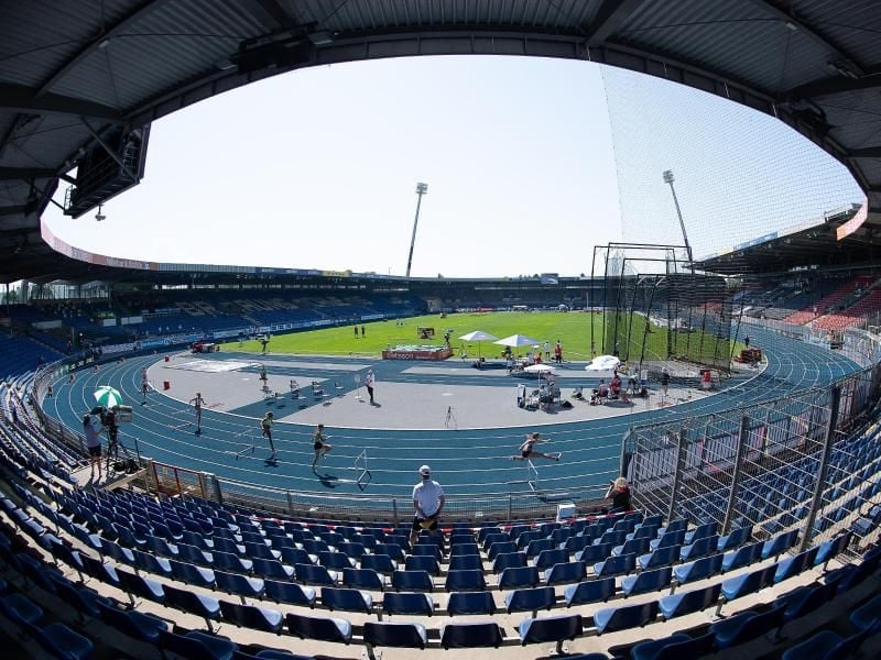Ohne Publikum kämpfen die Leichtathleten um die Titel bei den deutschen Meisterschaften. Foto: Swen Pförtner/dpa