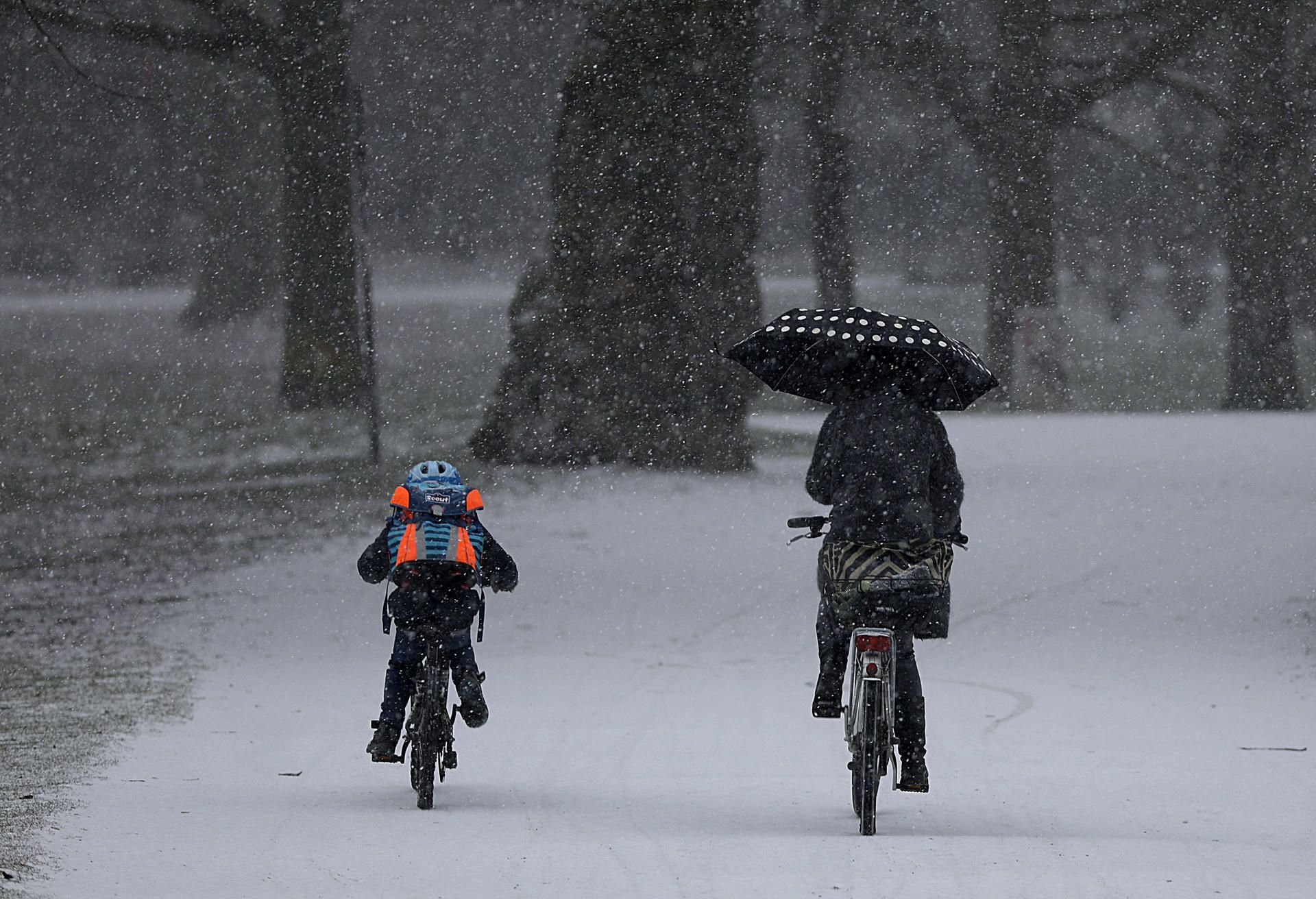 Neu-Schnee zum kalendarischen Frühlingsanfang.