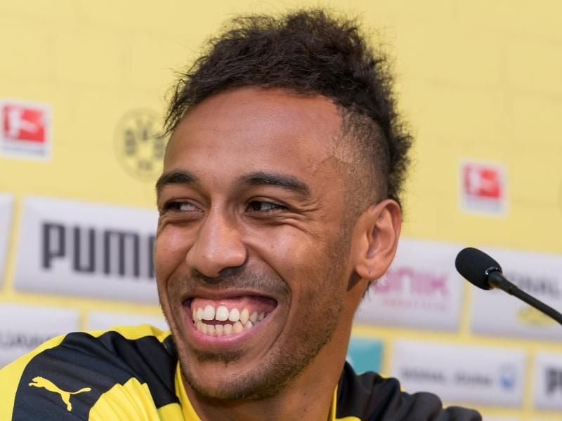 Stürmerstar Pierre-Emerick Aubameyang denkt über einen Wechsel nach, hat aber noch bis 2020 einen Vertrag beim BVB. Foto: Guido Kirchner