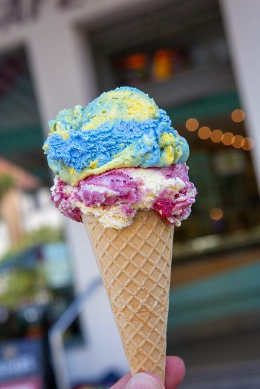 Na, wer würde jetzt am liebsten gleich zugreifen? So eine Eiswaffel erfrischt und macht einfach gute Sommerlaune.
