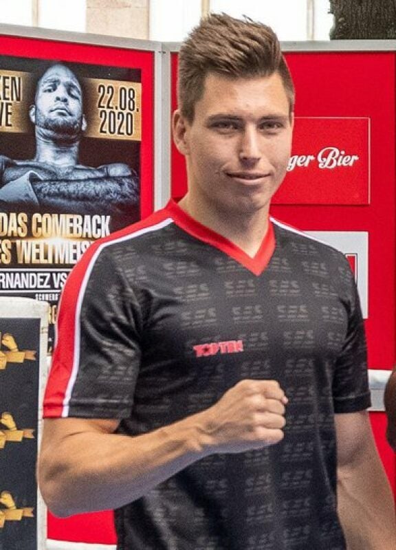 „Ich bin bestens vorbereitet“, sagt der hallesche Profiboxer Tom Dzemski.