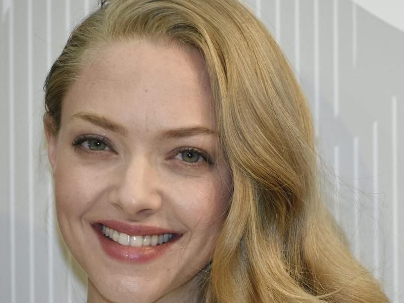 US-Schauspielerin Amanda Seyfried hat knapp zehn Jahre nach dem Kinohit „Mamma Mia!” ihre Zusage für die Fortsetzung „Mamma Mia, Here We Go Again!” gegeben. Foto: Franck Robichon/EPA/dpa