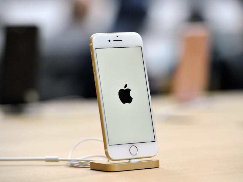 Apple fokussiert sich anders als viele Konkurrenten mit seinem iPhone vor allem auf den Premium-Markt. Foto: Joel Carrett