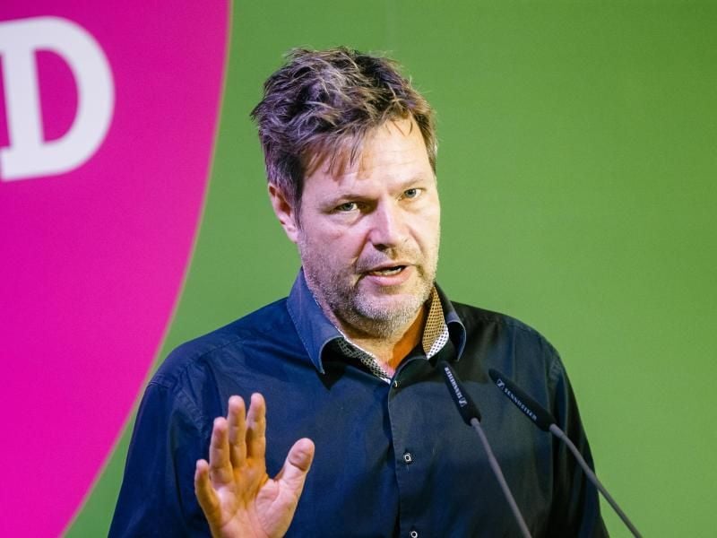 Schleswig-Holsteins Umweltminister Robert Habeck (Bündnis90/Die Grünen). Foto: Markus Scholz/Archiv