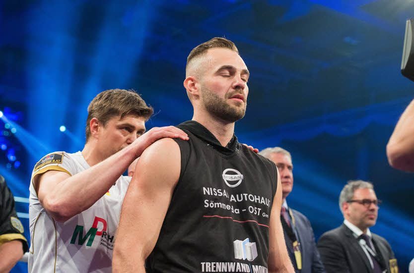 Waren acht Jahre lang ein eingespieltes Team: Trainer Dirk Dzemski und Boxer Dominic Bösel.