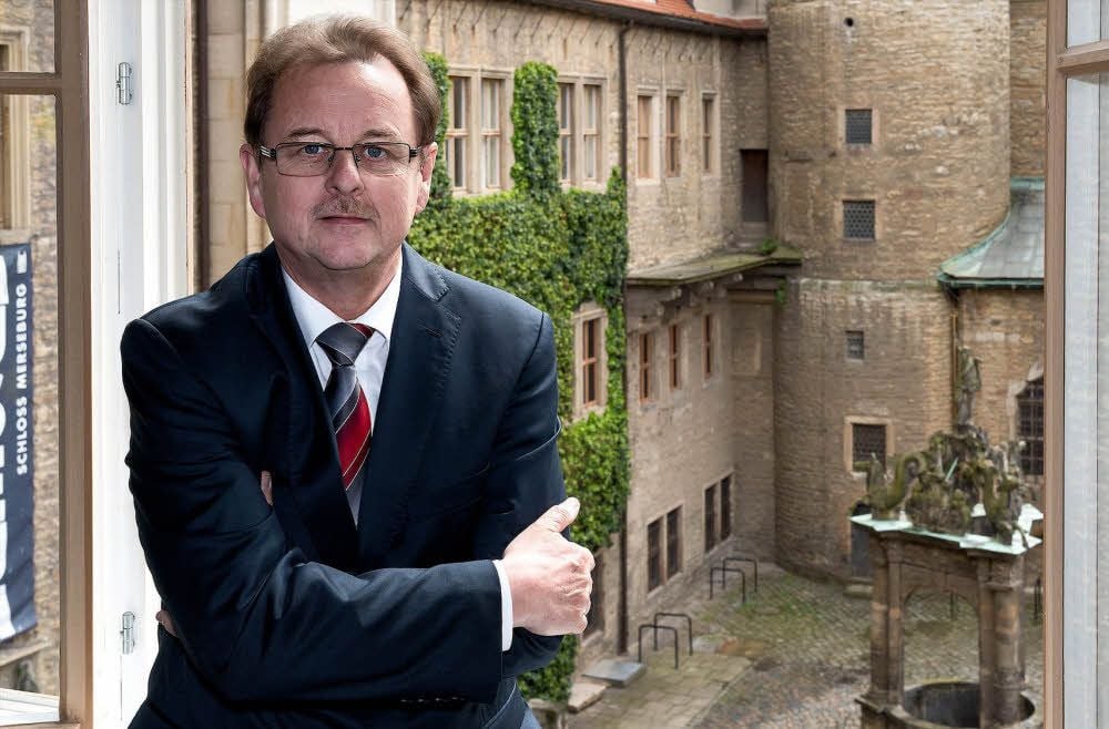 Frank Bannert ist als Landrat einer der mächtigsten Männer im Saalekreis. Sowohl beruflich als auch privat gilt: Vorbereitung ist alles.