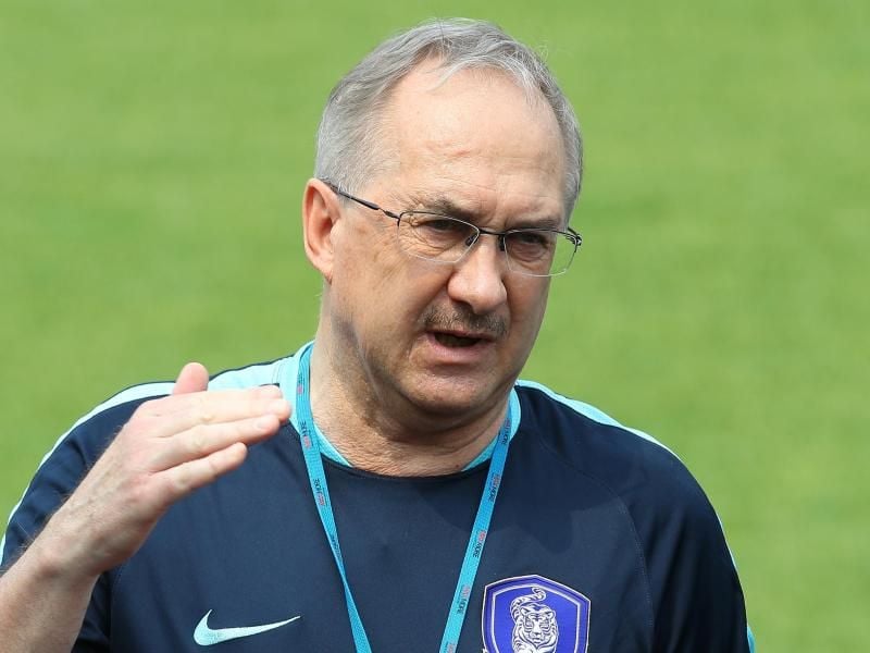 Mehr als ein 0:0 war für Südkoreas Trainer Uli Stielike und sein Team im Test gegen Irak nicht drin. Foto: YNA
