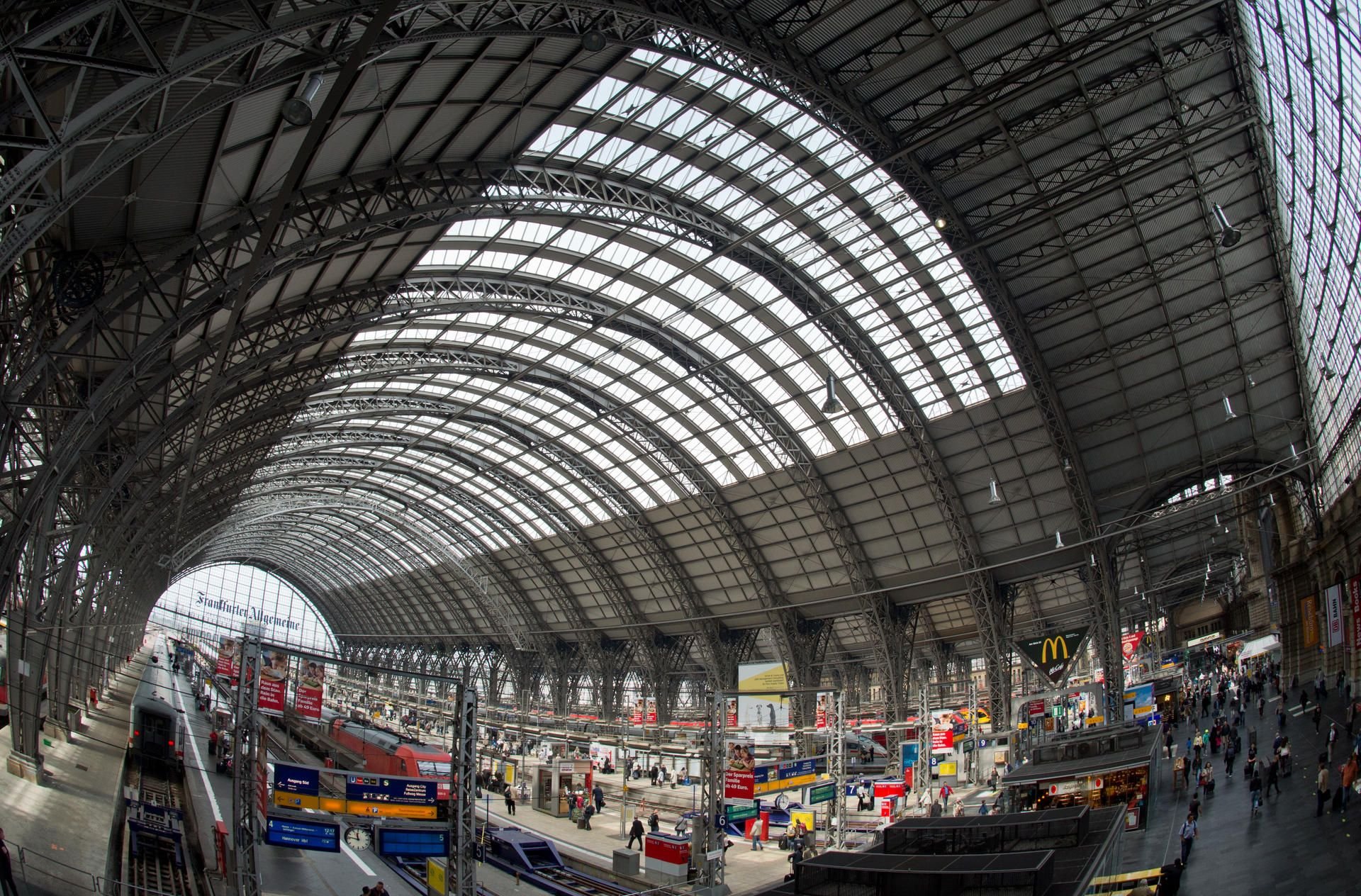 Blick in den Hauptbahnhof in Frankfurt am Main. (Symbolbild)