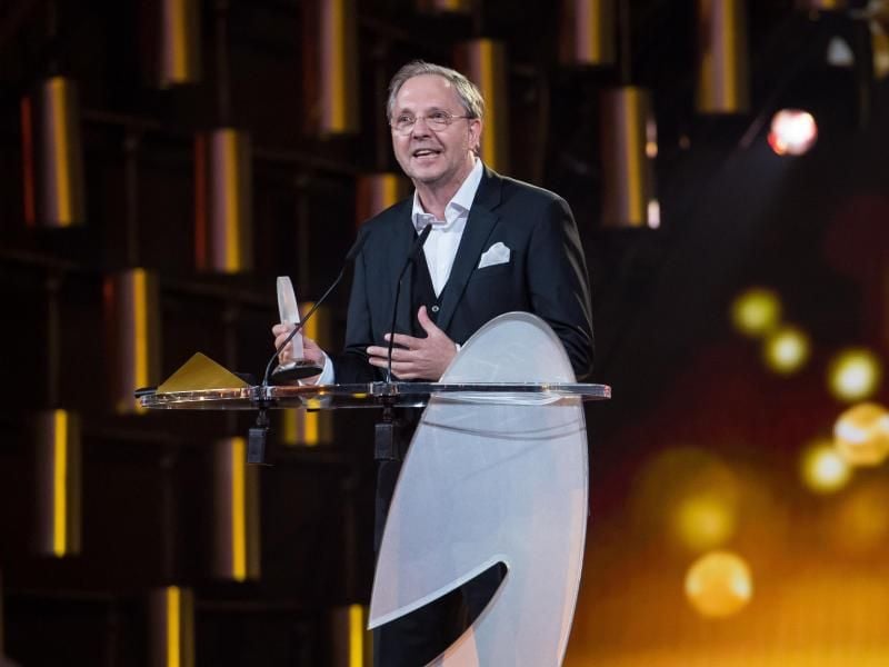 Olli Dittrich geht unter die Schlagersängerinnen. Foto: Guido Kirchner