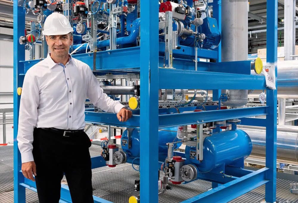 Vor zwei Jahren kam Mike Kaina nach Merseburg, weil hier Recycling-Geschichte geschrieben wird und er dabei sein wollte.