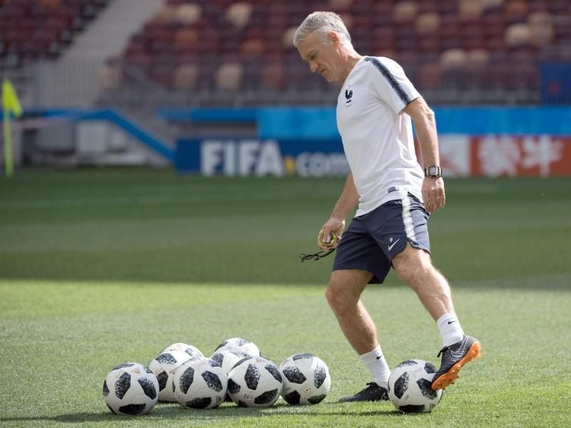 Frankreichs Trainer Didier Deschamps bereitet sein Team auf das Achtelfinale gegen Argentinien vor. Foto: Federico Gambarini