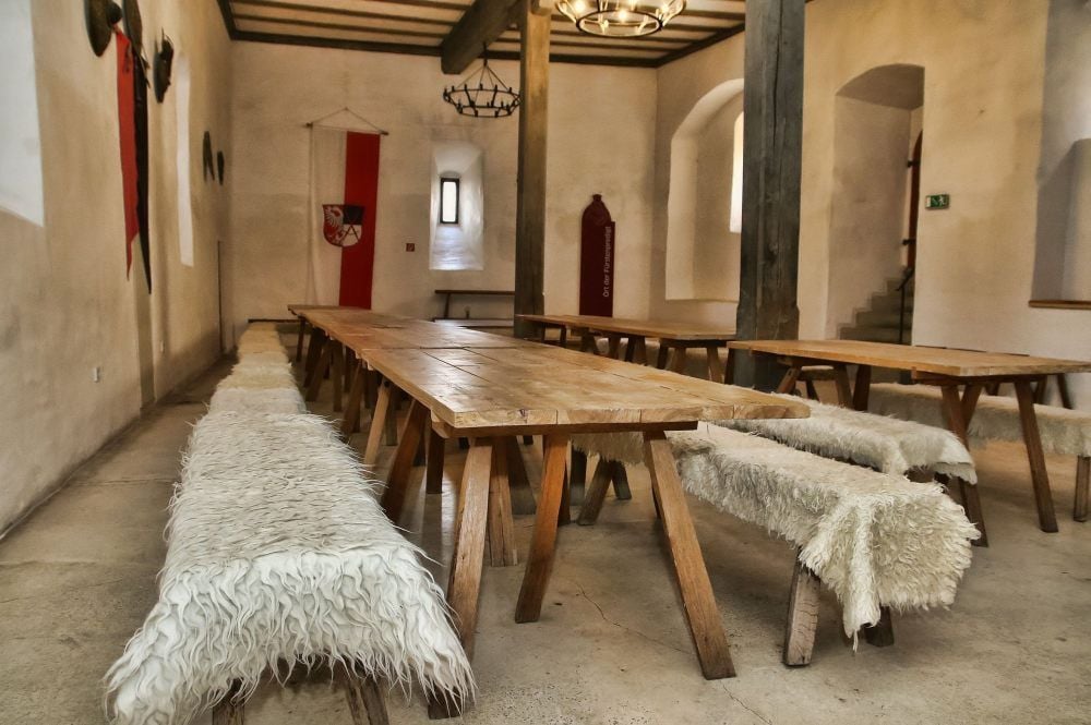 In der Hofstube in Allstedt, dem historischen Ort von Müntzers Fürstenpredigt, soll zum Bauernkriegsjubiläum eine Ausstellung stattfinden.
