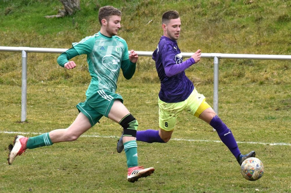 Dass der Plötzkauer Pascal Fechtner (rechts, hier am 22. Februar beim 4:1-Heimsieg gegen den SV Wolmirsleben in Aktion) in dieser Saison noch einmal aufläuft, ist eher unwahrscheinlich.
