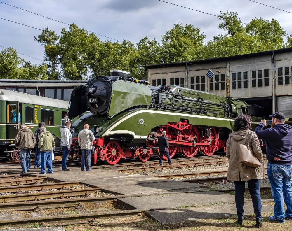 Zweifellos eine Attraktion bei den Wittenberger Bahnaktionstagen: die schnellste Dampflok der Welt