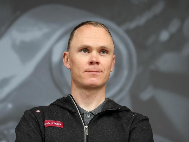 Chris Froome konnte drei Wochen nach seinem Horrorsturz das Krankenhaus wieder verlassen. Foto: Martin Rickett
