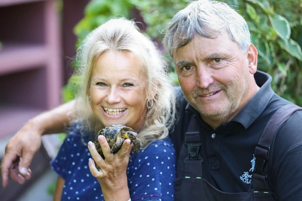 Carmen und Gerald Reichmann sind glücklich, dass Micky wieder zu Hause ist.