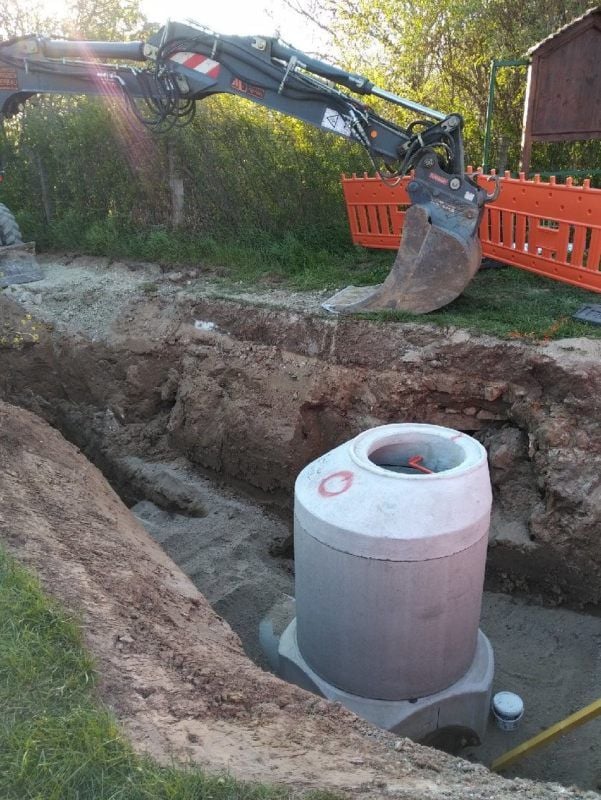 Arbeiten am Abwassersystem in Kahlwinkel.