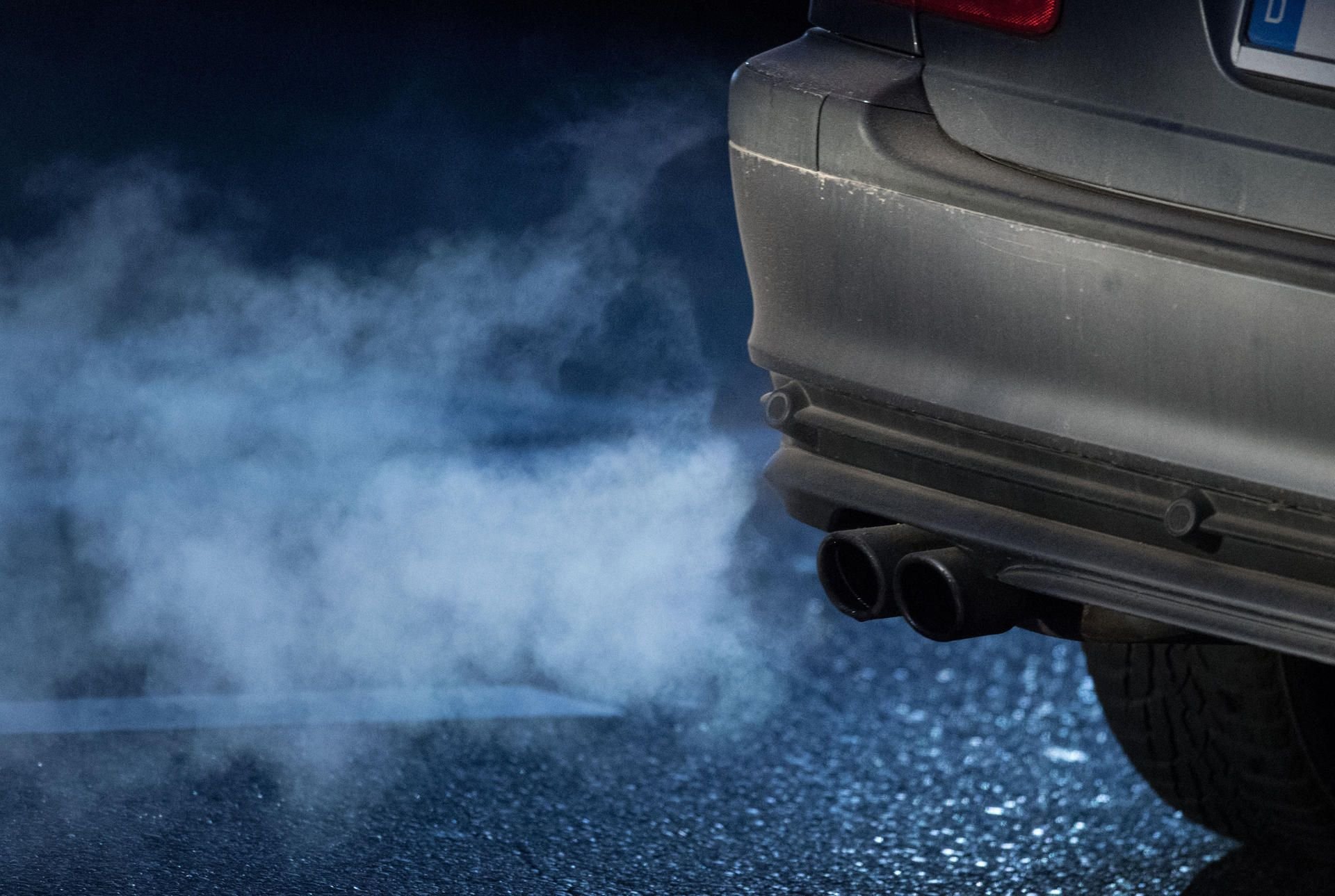 Der Schadstoffausstoß von Diesel-Fahrzeugen trägt maßgeblich dazu bei, dass in mehreren Städten Grenzwerte für die Stickoxid-Konzentration in der Luft überschritten werden.