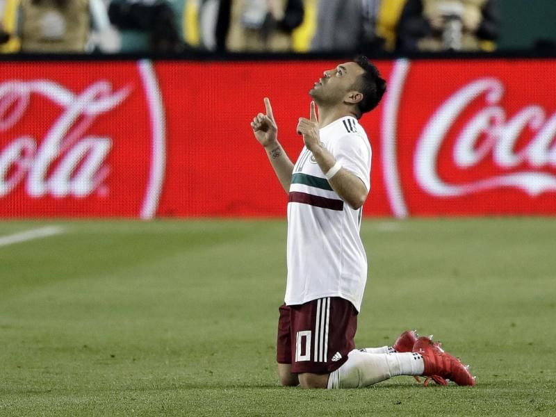 Marco Fabián steht im vorläufigen Kader von Mexiko. Foto: Marcio Jose Sanchez/AP