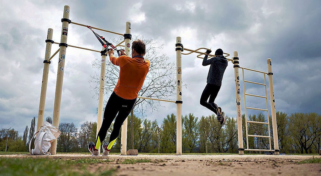 Auch individueller Sport soll laut Aerosolforschern ungefährlich sein, wenn er im Freien stattfindet.