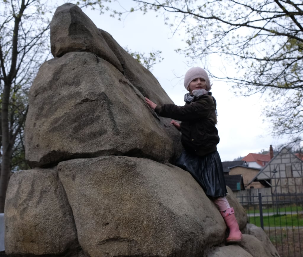 Jolie hatte vom Kletterfelsen den besten Überberlick.