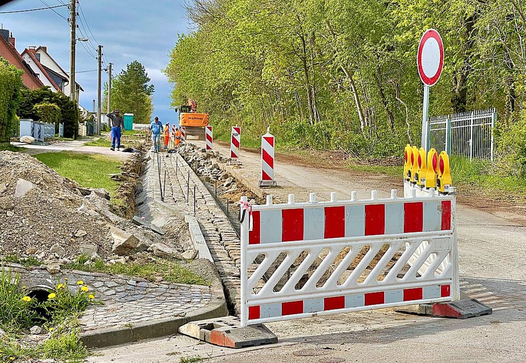 Nach dem Baustart an dieser Straße hinter dem Friedhof folgen in Harsleben (Landkreis Harz) in den nächsten Monaten noch einige weitere Vorhaben.