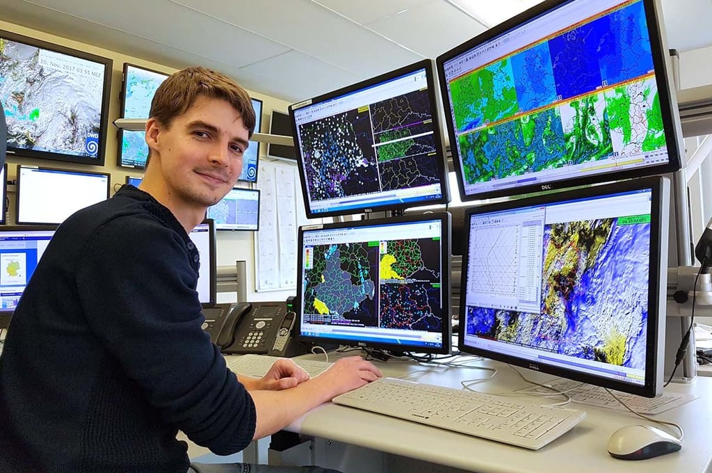 Florian Engelmann aus Halle arbeitet bei Deutschen Wetterdienst.