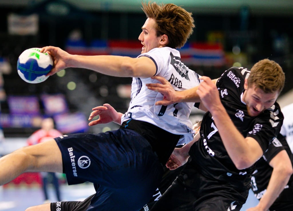 Sowohl Flensburgs Magnus Rod (l) als auch Kiels Magnus Landin wollen mit ihren Clubs ins Endturnier der Handball-Königsklasse.