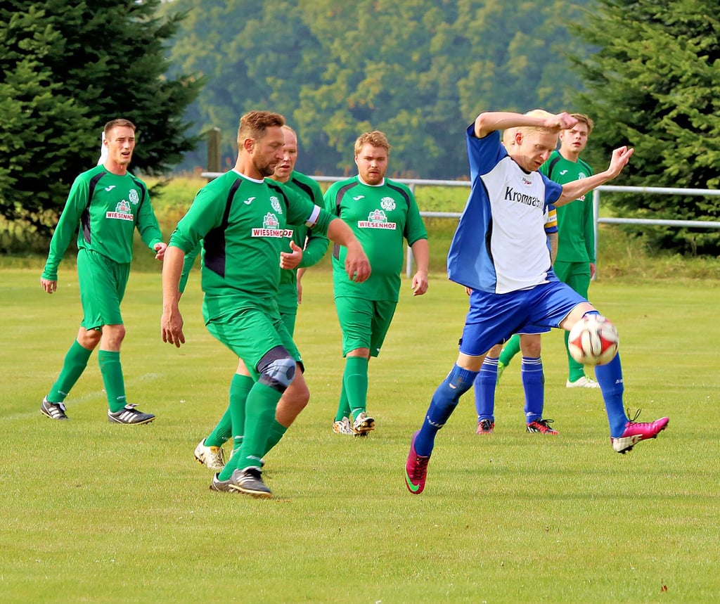 Der SC Vorfläming Nedlitz, der hier gegen die FSG Steutz/Leps II in Nedlitz spielte, will wieder eine eigene zweite Männermannschaft gründen, so, wie es sie schon einmal gab. Der Spielort soll jedoch zukünftig in Lindau sein.