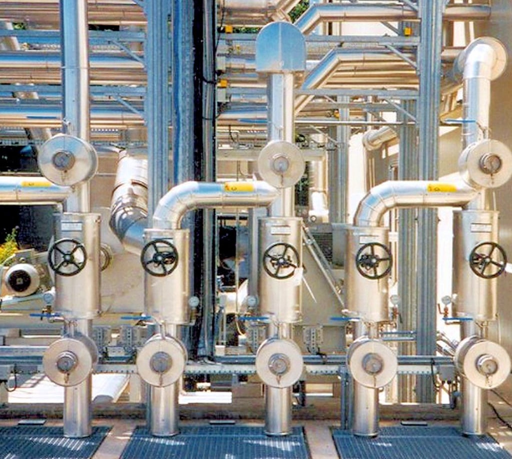 Das Unternehmen K-Nord GmbH recycelt Abwässer, die in Industrie und Gewerbe mit unterschiedlichsten Inhaltsstoffen anfallen. Ein Schwerpunkt liegt auf der Verwertung von beispielsweise horizontal anfallenden Bohrschlämmen.