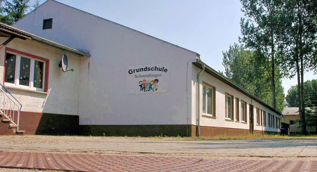 So sieht das Gebäude in Schneildingen aus. Seit elf Jahren steht es leer.