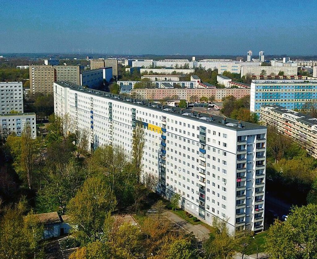 In Halle-Neustadt kam es am Donnerstag zu einem Brand in einem Mehrfamilienhaus.