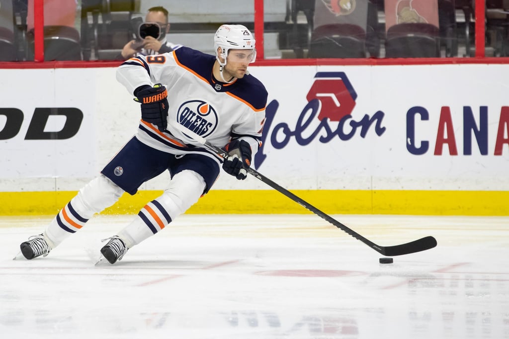 Leon Draisaitl von den Edmonton Oilers in Aktion.