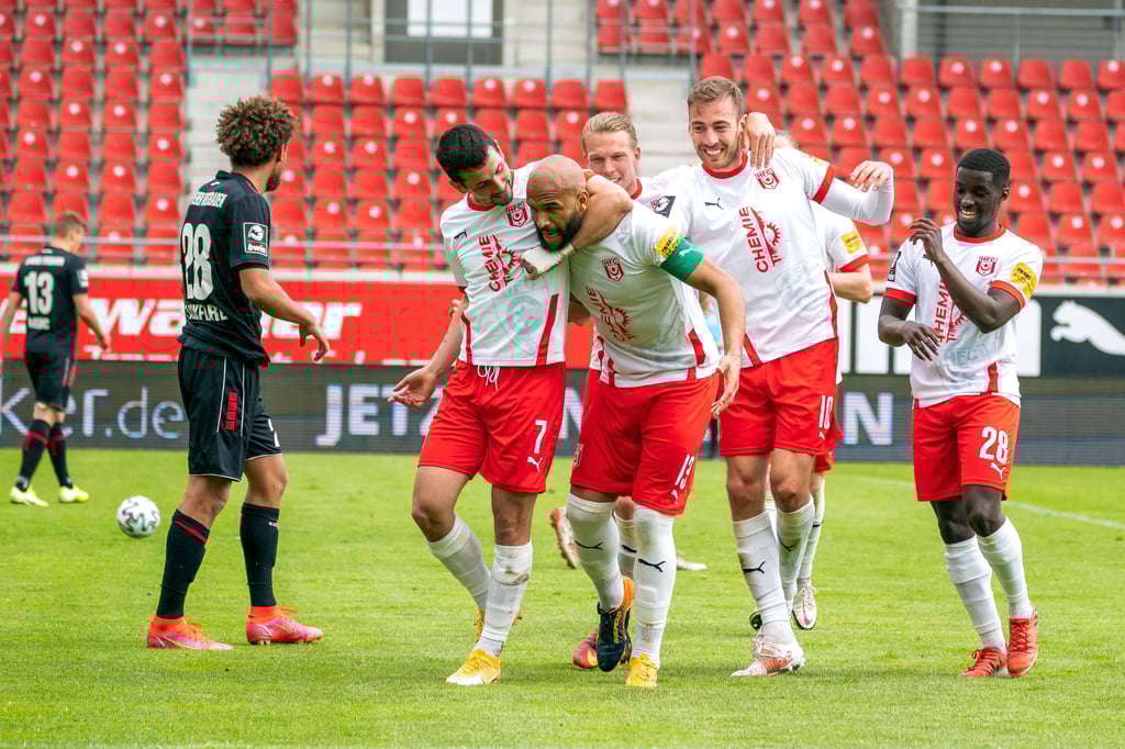 Mit 4:0 hat der HFC Wiebaden am Sonntag abgefertigt.