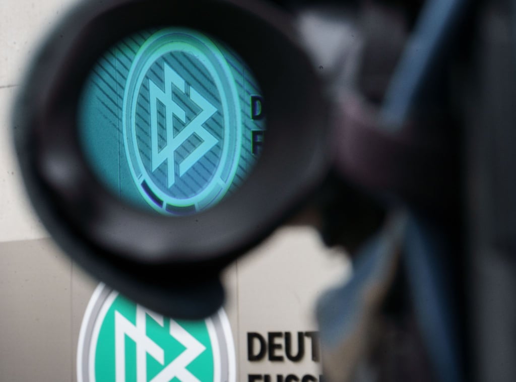 Der Deutsche Fußball-Bund muss sich nach dem heutigen Rücktritt von Fritz Keller neu aufstellen.