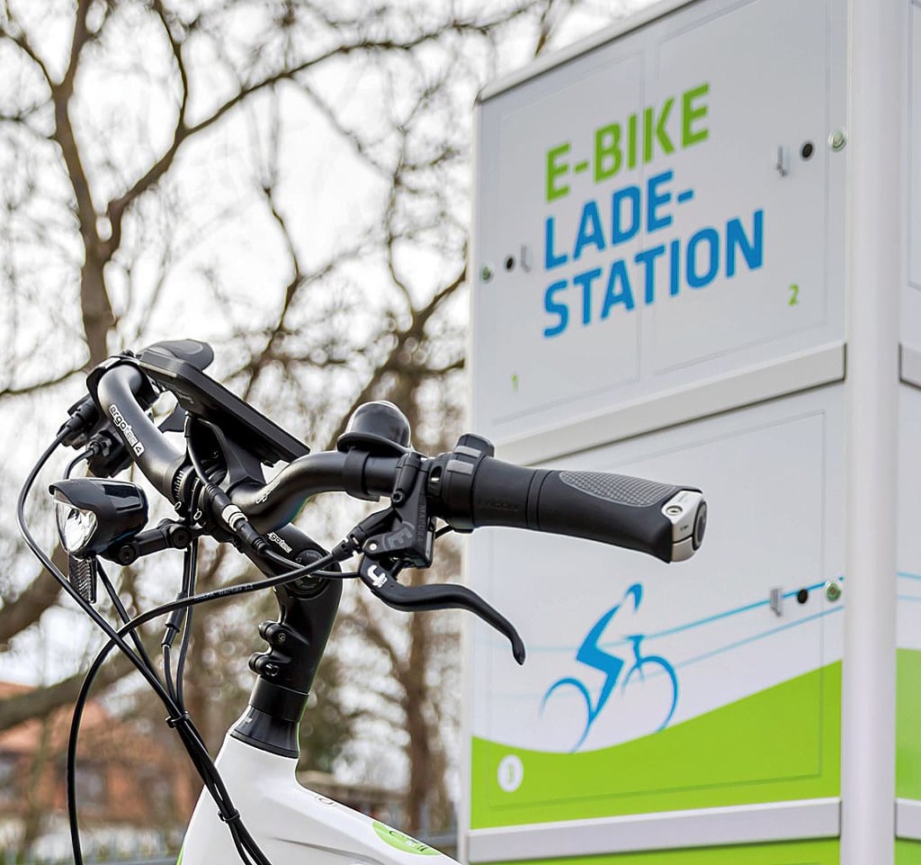 Die Stadtwerke Schönebeck planen eine neue Ladestation für elektronisch betriebene Fahrräder.