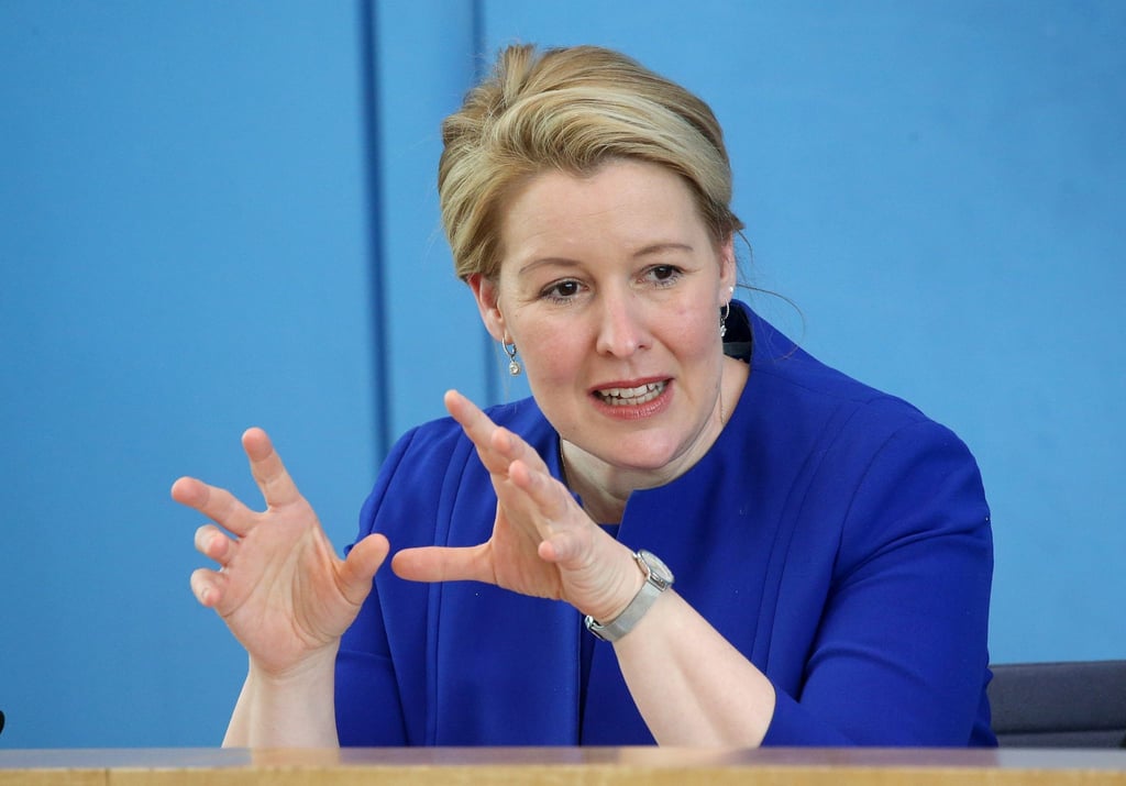 Franziska Giffey (SPD) fordert Gespräche über die Rückkehr zum Regelbetrieb in den Schulen.